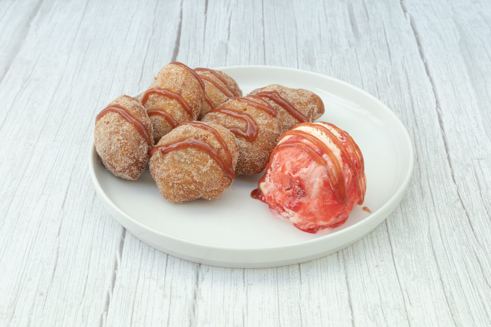 Mexican Beignets with ice cream